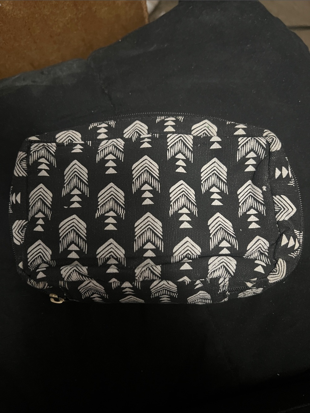 Women's Black & White Patterned Mini Cosmetic Pouch